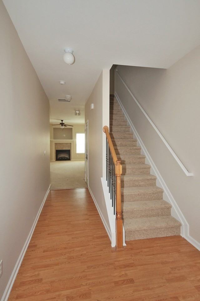 2836 Ridgeview Dr - Photo 2 of 23