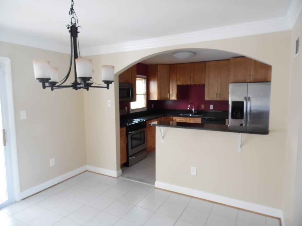 14821 Dillon Ave - Photo 3 of 13