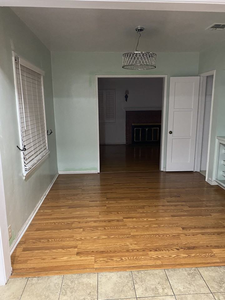 130 E Bort St - Photo 3 of 4