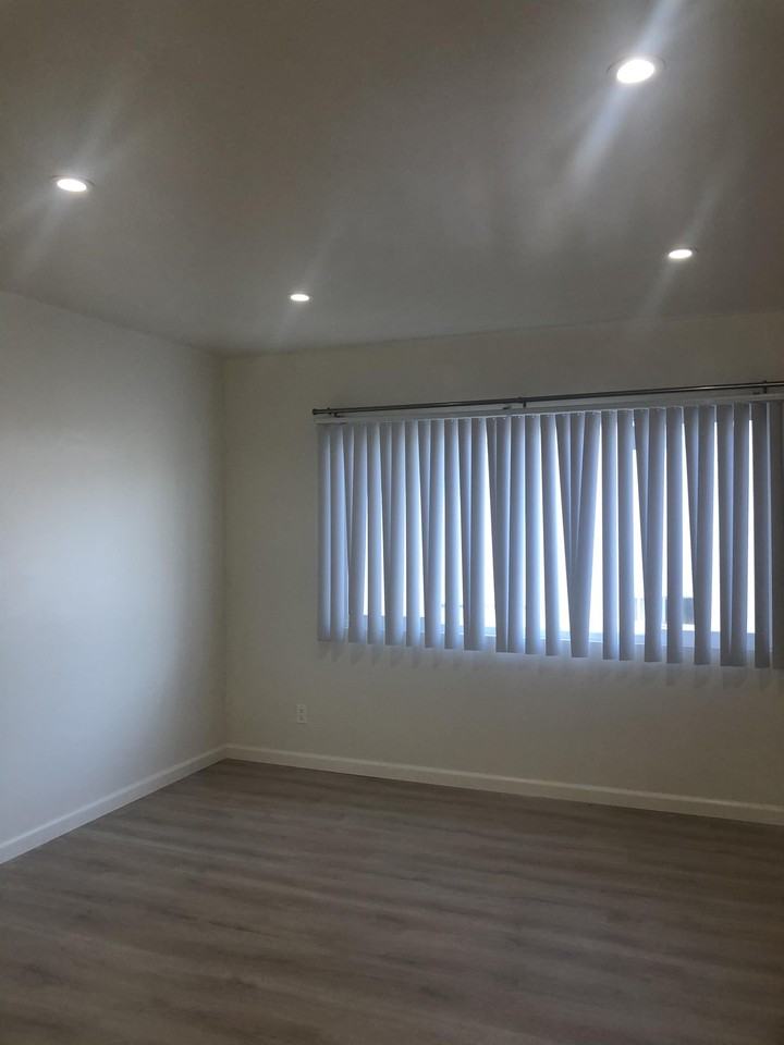 521 Evergreen Street #4 - Photo 7 of 10