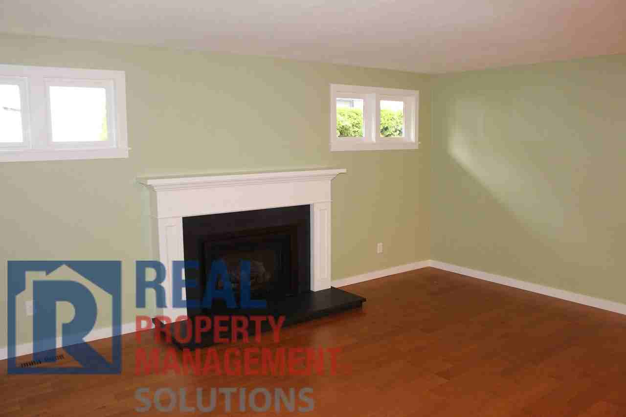 8831 Sw 52nd Ave - Photo 3 of 37