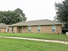 featured image of 2223 Firewood Dr #1