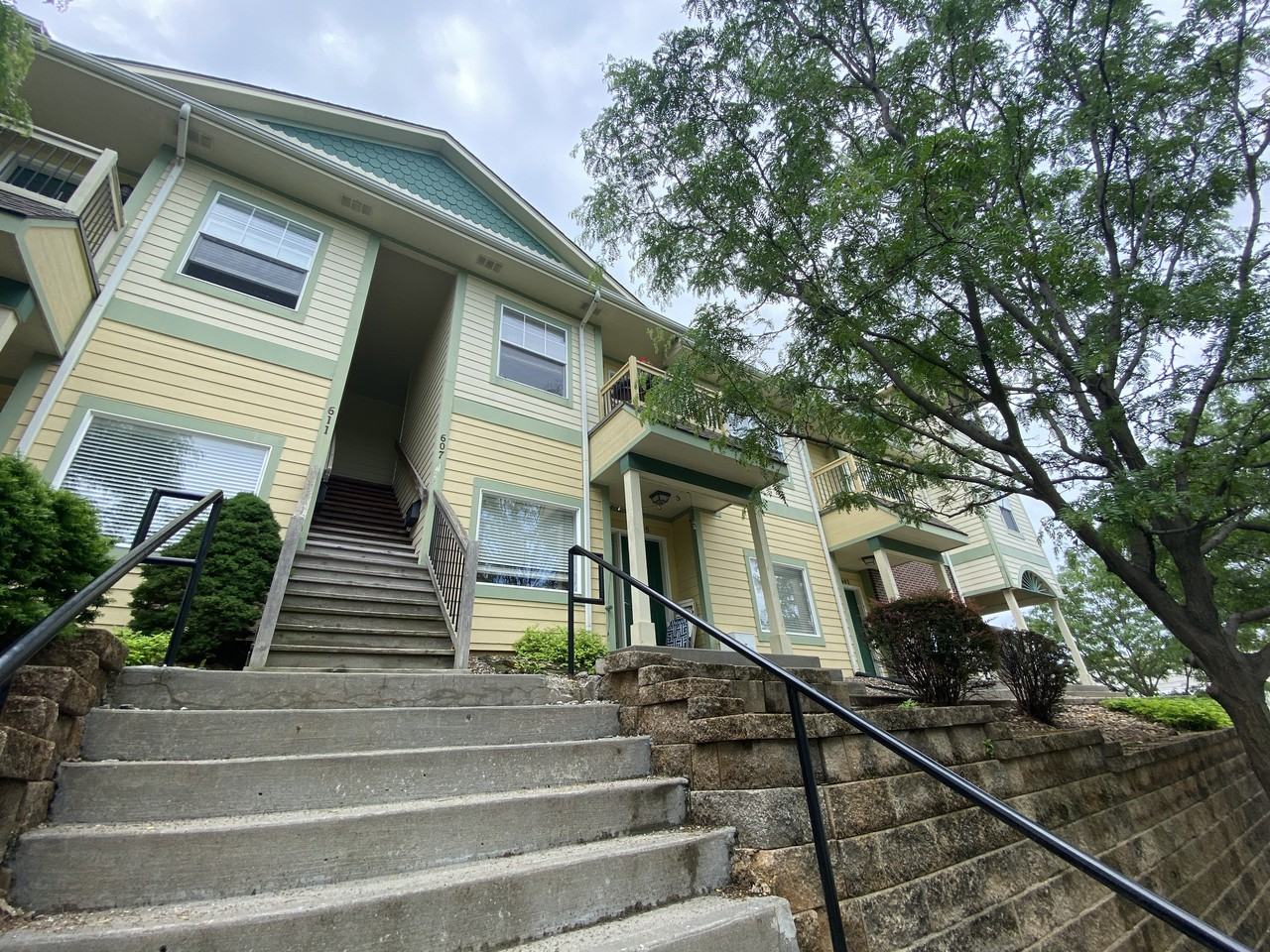 Cherry Hill Row Apartments 2915 Cherry St, Kansas City, MO 64108 Zumper