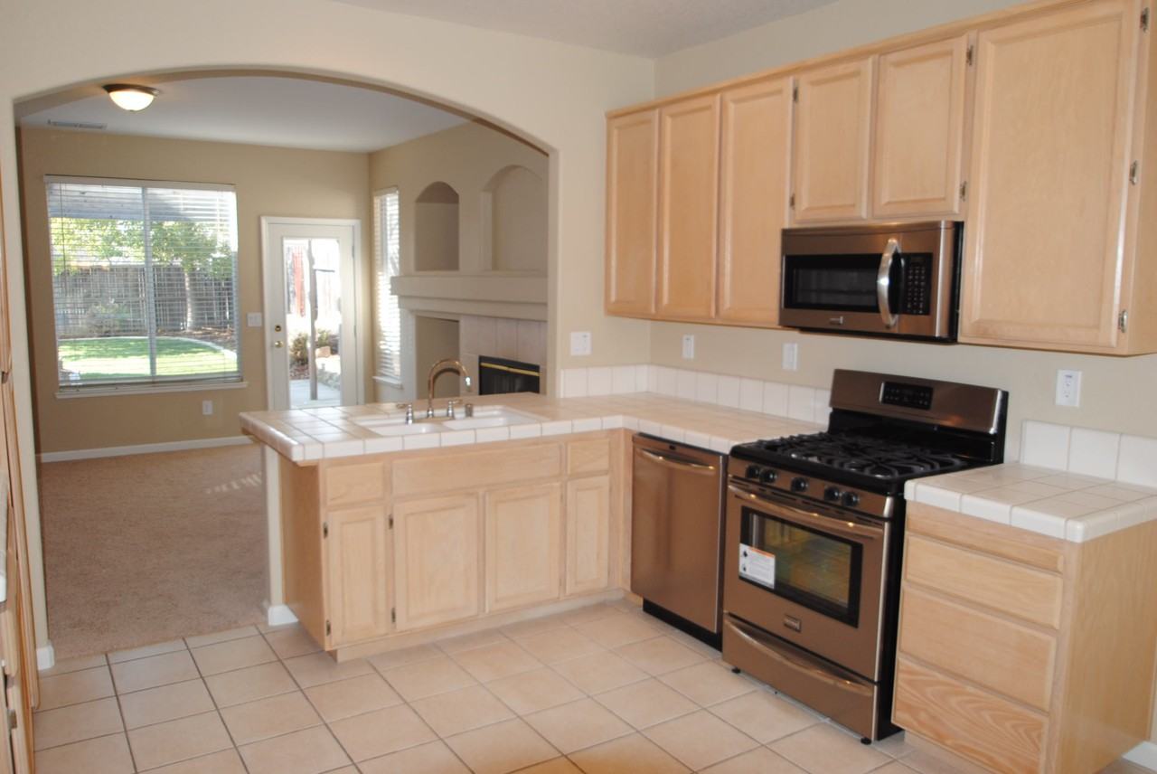 1943 Ajay Dr - Photo 2 of 6