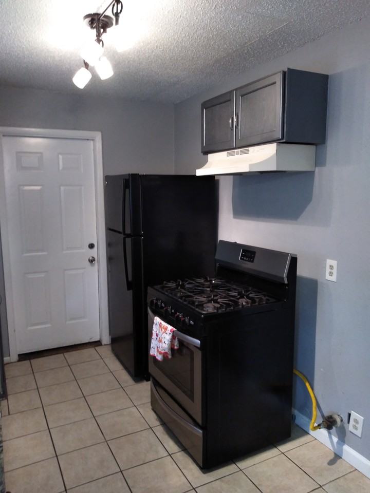 5716 Saramac Dr - Photo 2 of 6
