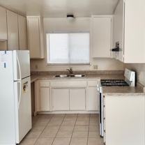 761 California St Apt A #Apt B - Photo 1 of 1