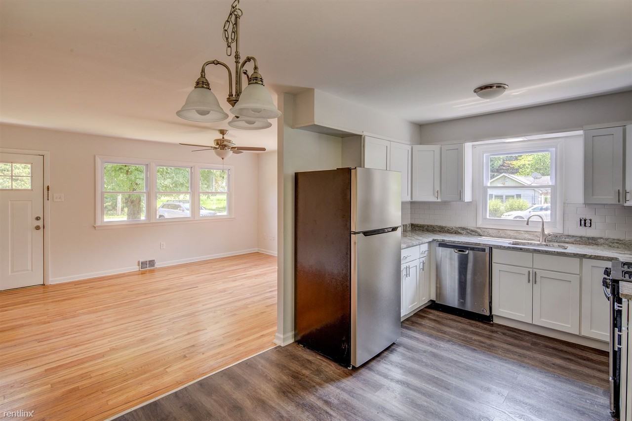 324 Gouldtown Woodruff Rd - Photo 3 of 13