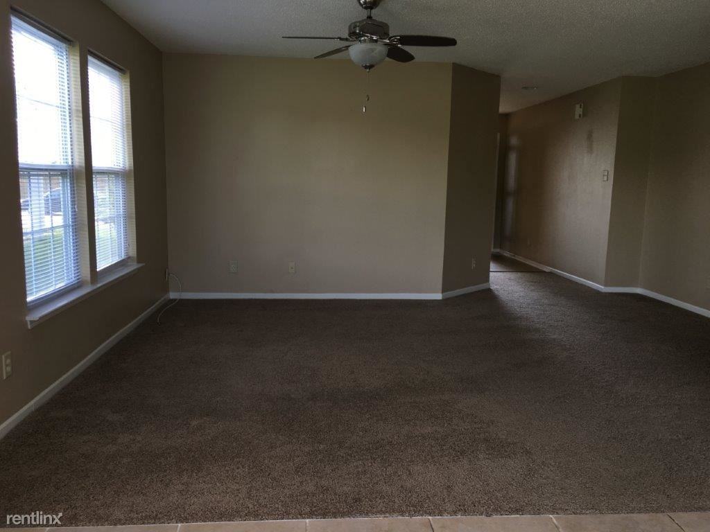 7580 Wymm Ln - Photo 2 of 16