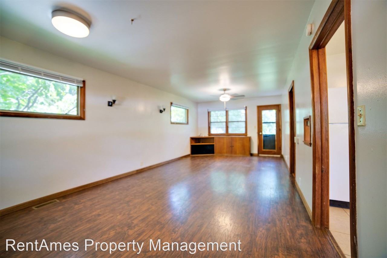 3406 Woodland St - Photo 2 of 7