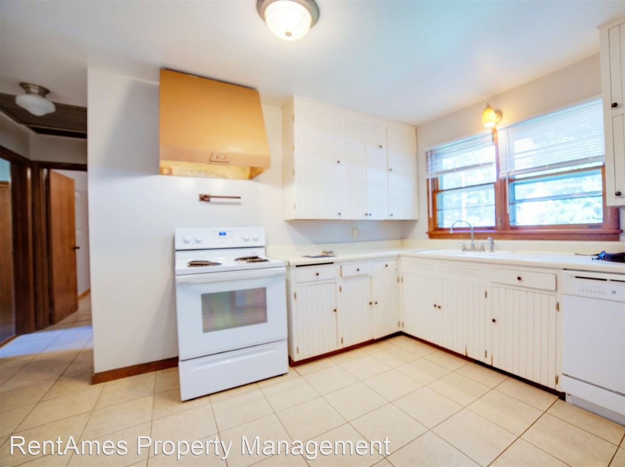 3406 Woodland St - Photo 3 of 7