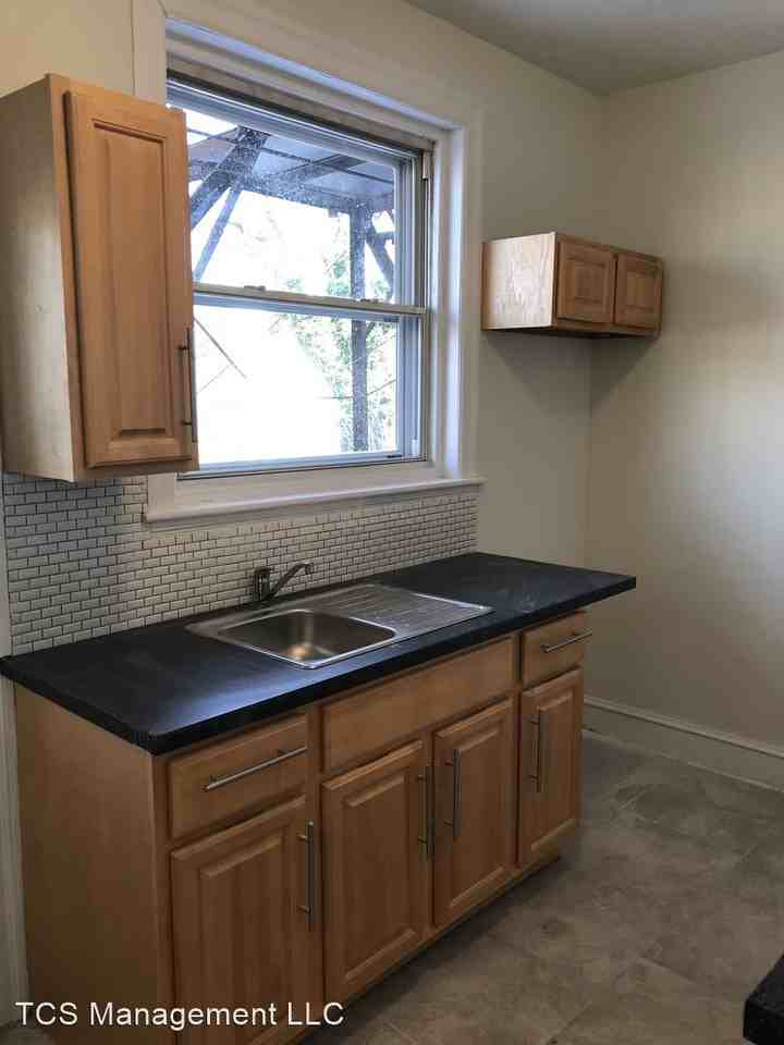 6023 Catharine Street - Photo 2 of 11