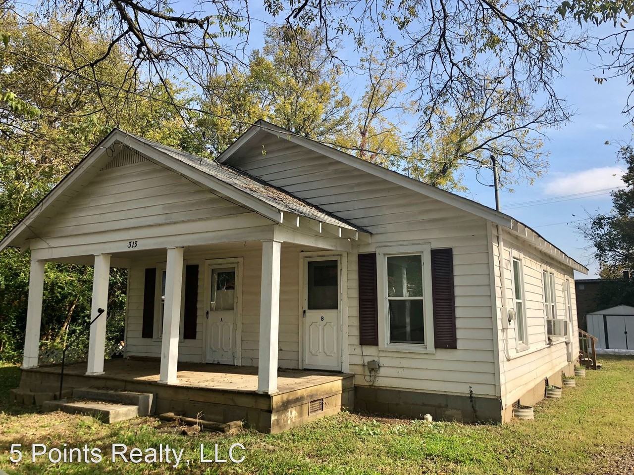 313 S. Locust Ave. - Photo 2 of 22