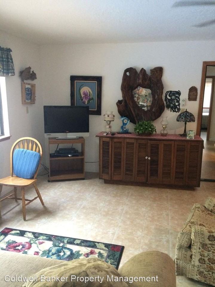 7789 Windy Oaks Way - Photo 3 of 5