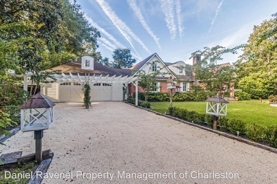 2033 Frampton Ave - Photo 2 of 22