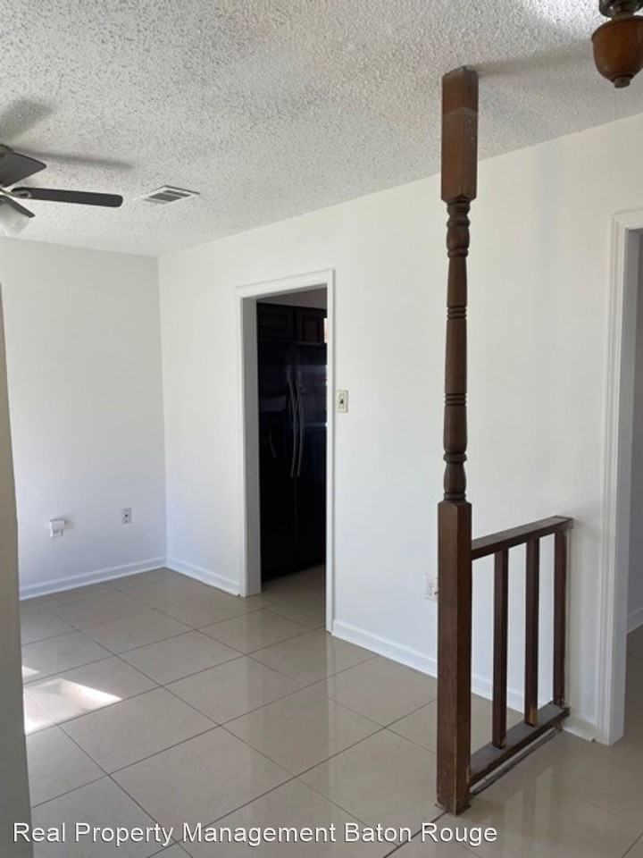 7508 Director Dr - Photo 2 of 15