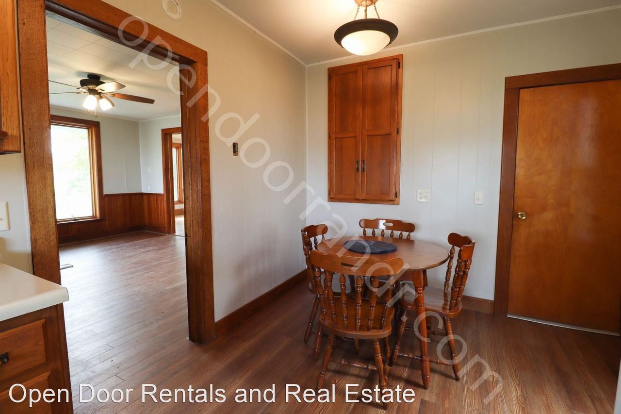 2748 S 775 E - Photo 3 of 13