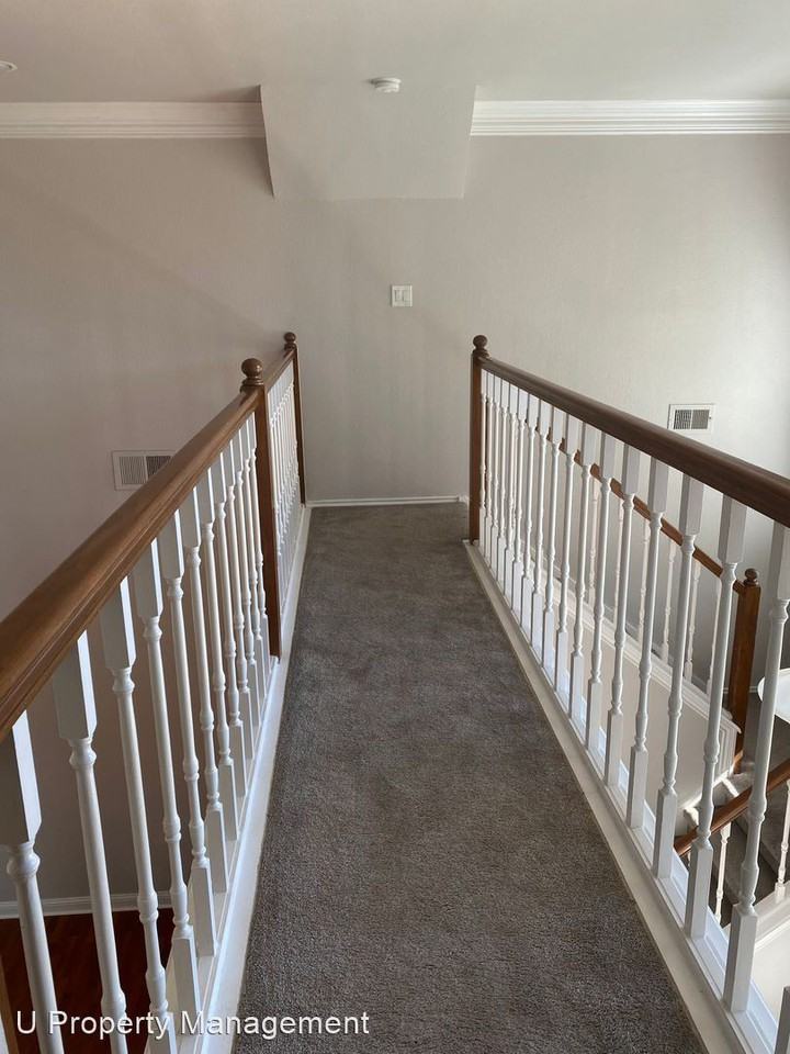 1713 Walters Dr - Photo 3 of 21
