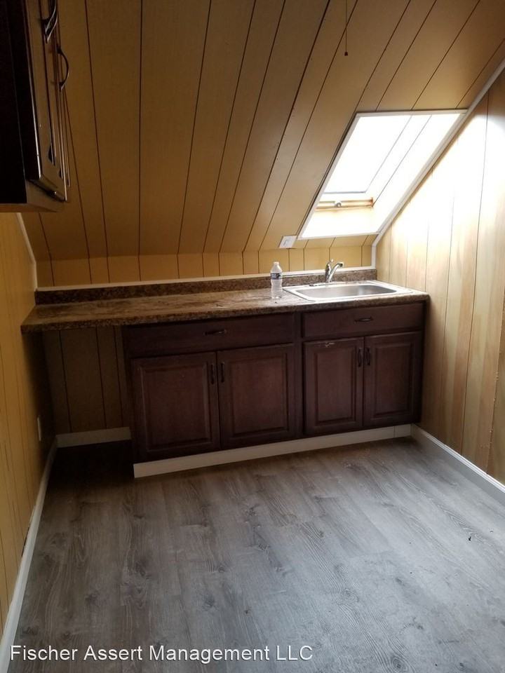 3519 W 100th - Photo 3 of 13