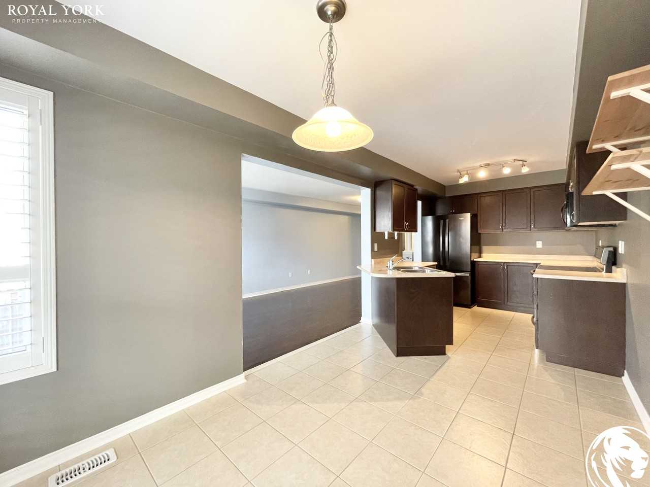 923 Fetchison Dr - Photo 2 of 27