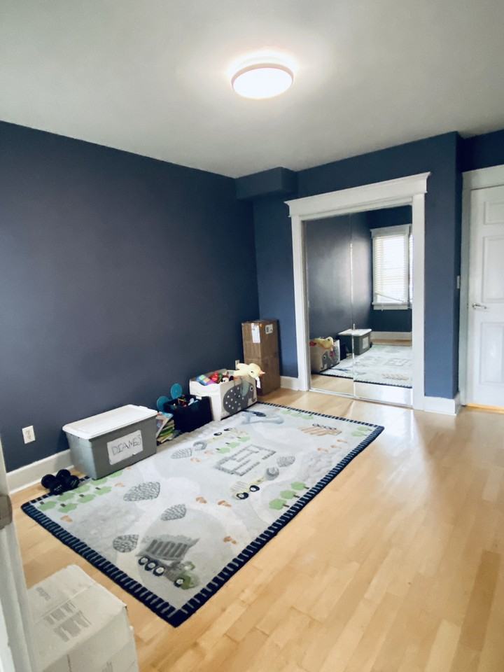 77 Edwin Ave - Photo 2 of 14