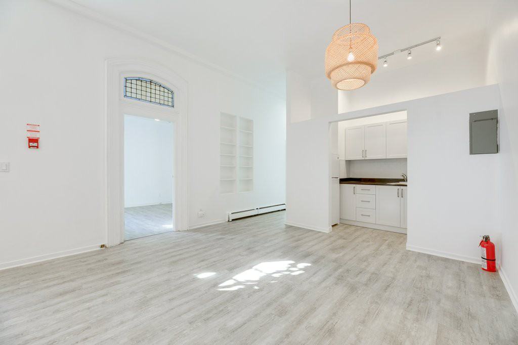 114 Pembroke Street #2 - Photo 2 of 17