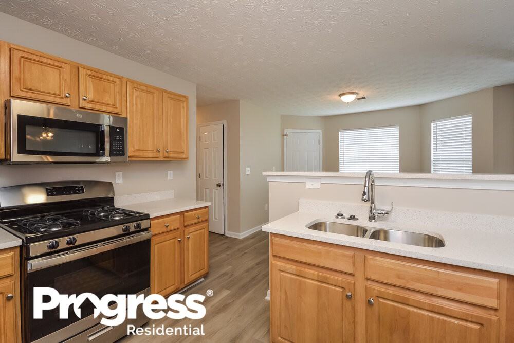 195 Labrea Blvd - Photo 3 of 5