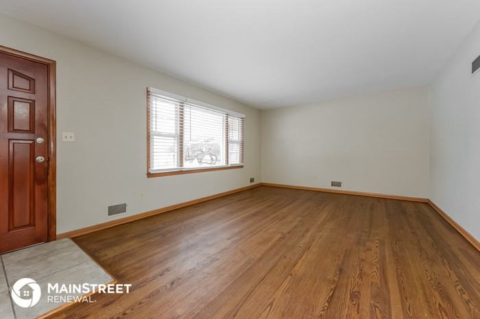 5017 Osage Ave - Photo 3 of 16