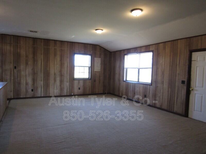 6962 Broadway St - Photo 3 of 9