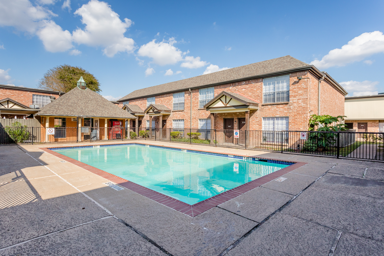 La Estancia Apartments - Photo 5 of 22