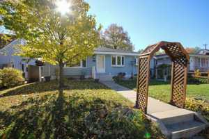 featured image of 4239 W 125th St #1