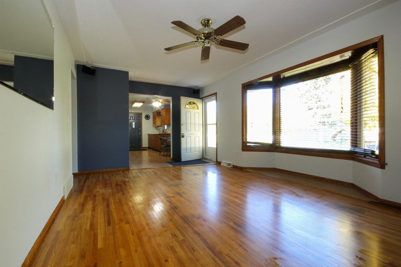 4239 W 125th St #1 - Photo 2 of 27