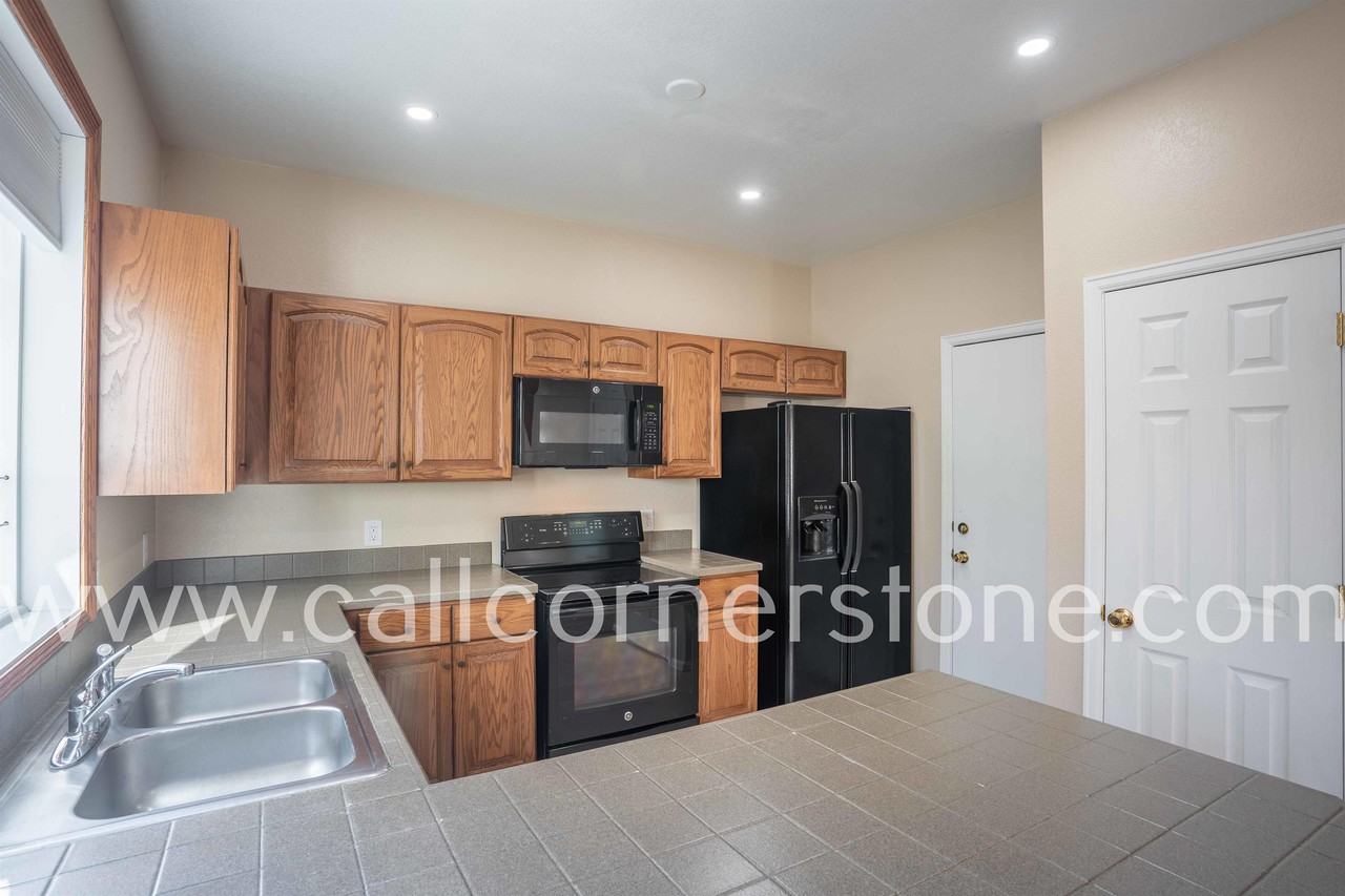 6925 Blue Anchor Pt #1 - Photo 7 of 28