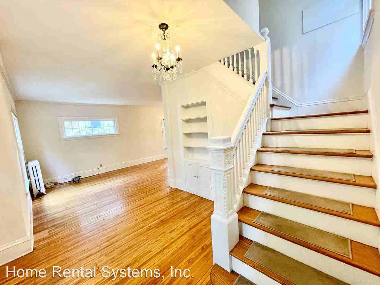 3128 Fremont Ave S - Photo 3 of 19