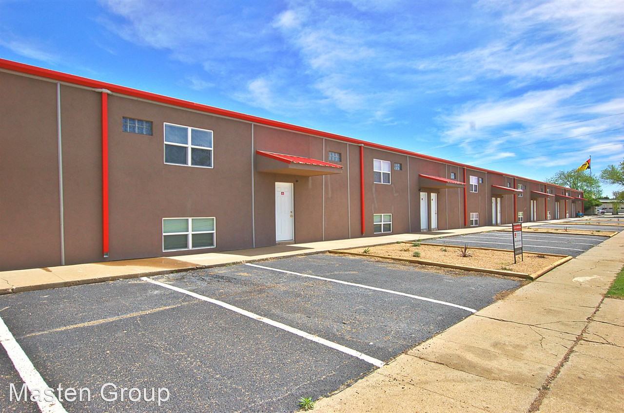 Coronado Crossing Apartments - Photo 2 of 27