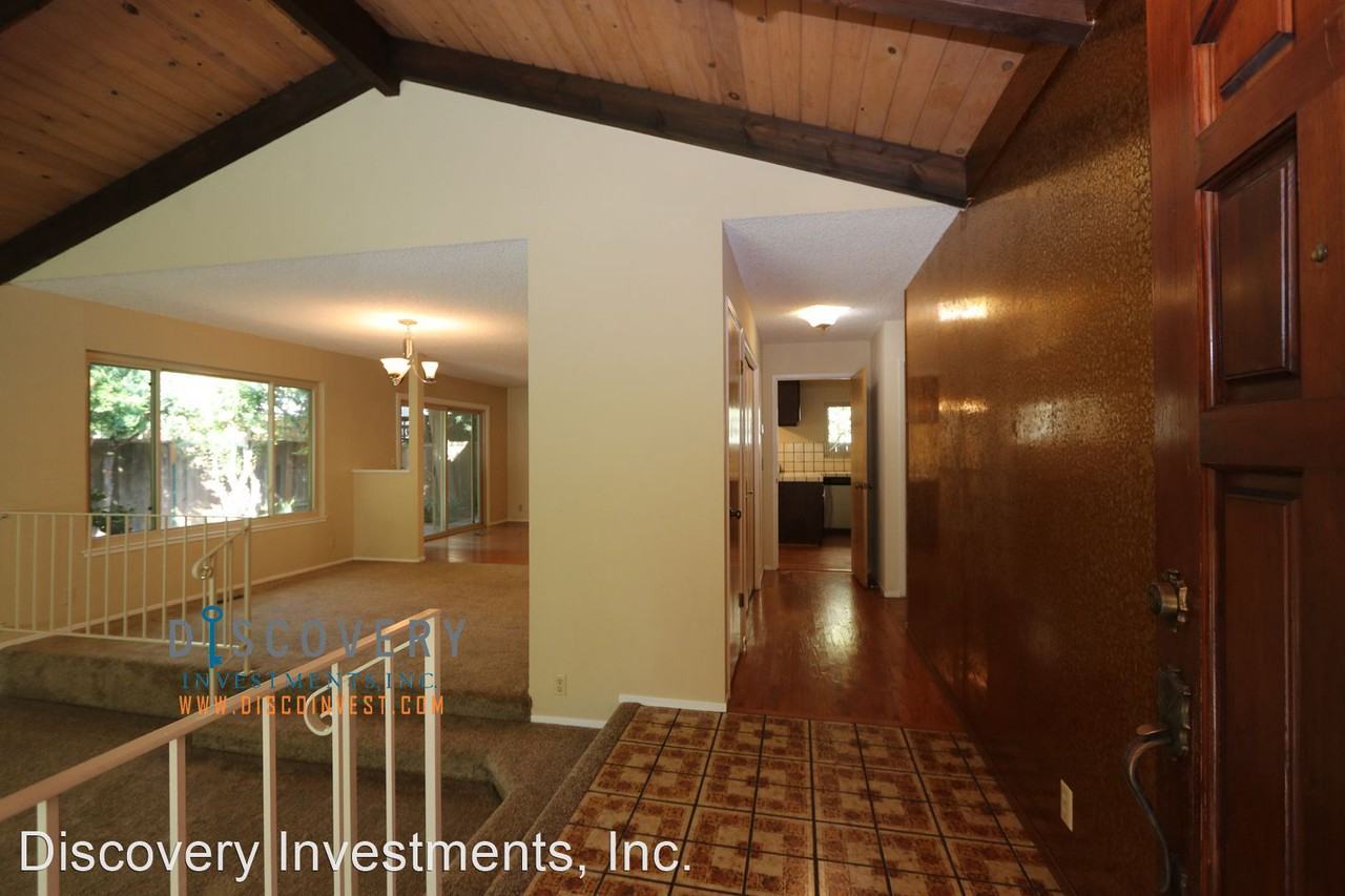 4860 Mountain Blvd - Photo 2 of 23