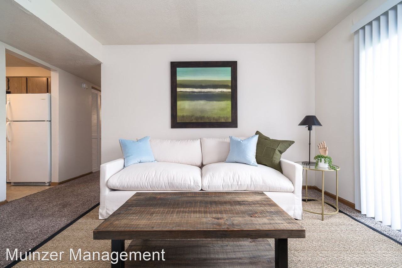 300 N. Salisbury Street - Photo 3 of 11