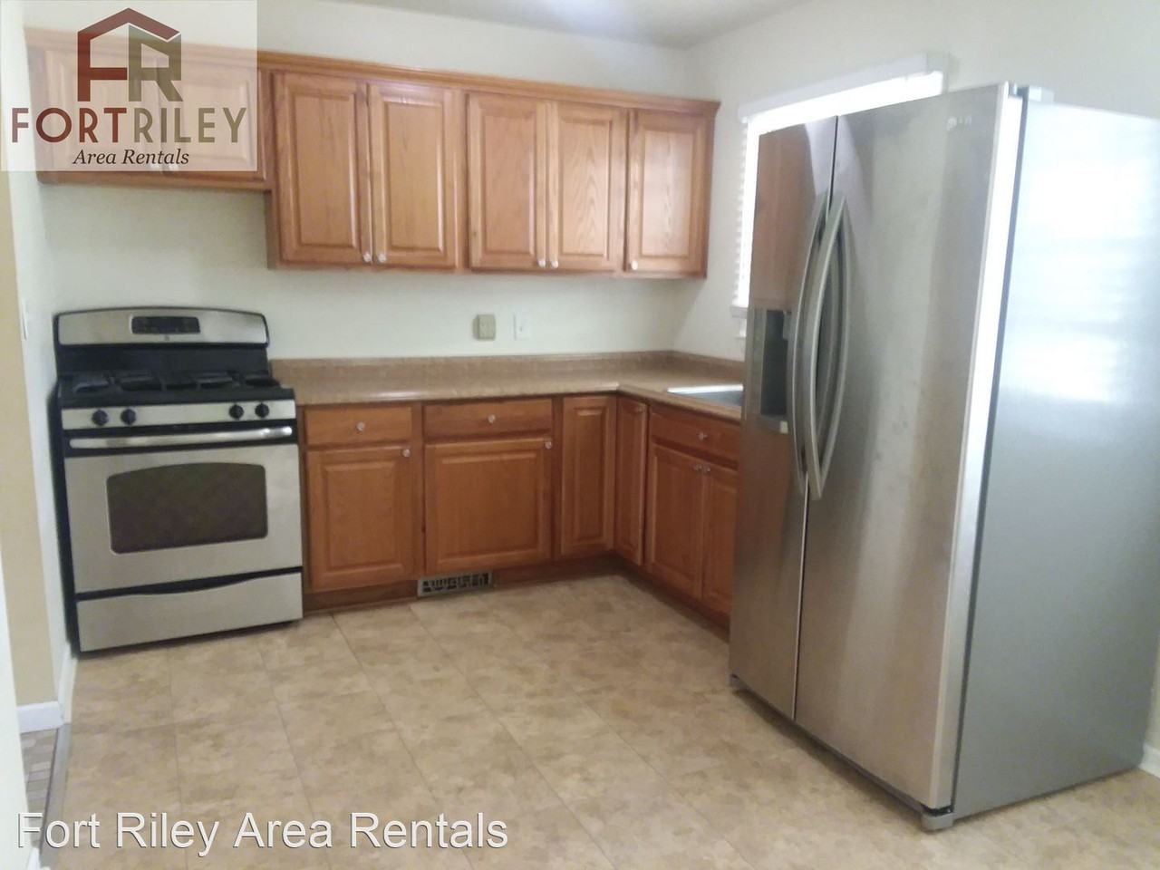 906 Highland Dr - Photo 2 of 24