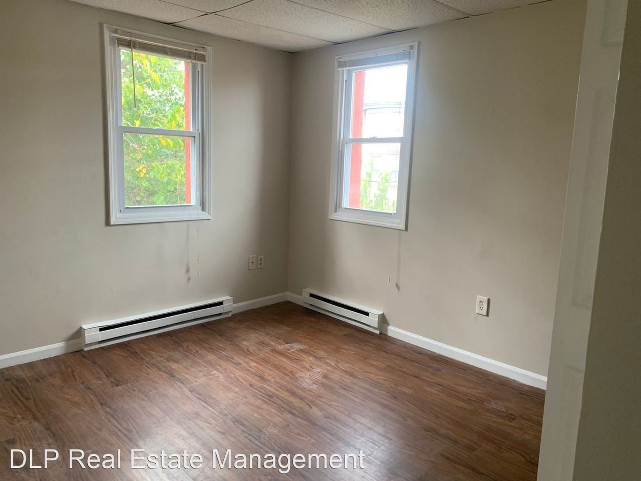 1102 E 4th Street - Photo 2 of 3