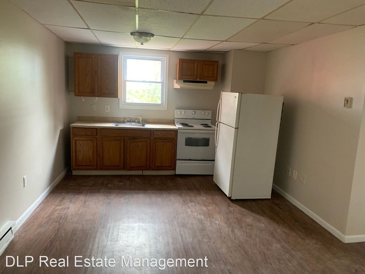 1102 E 4th Street - Photo 3 of 3
