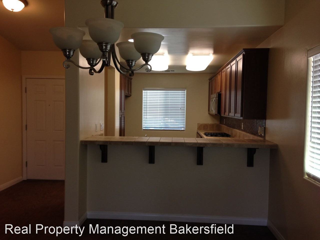 6105 Continental Dr - Photo 3 of 13