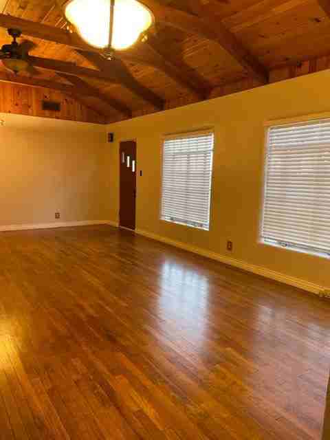 824 Aberdeen Rd - Photo 3 of 15