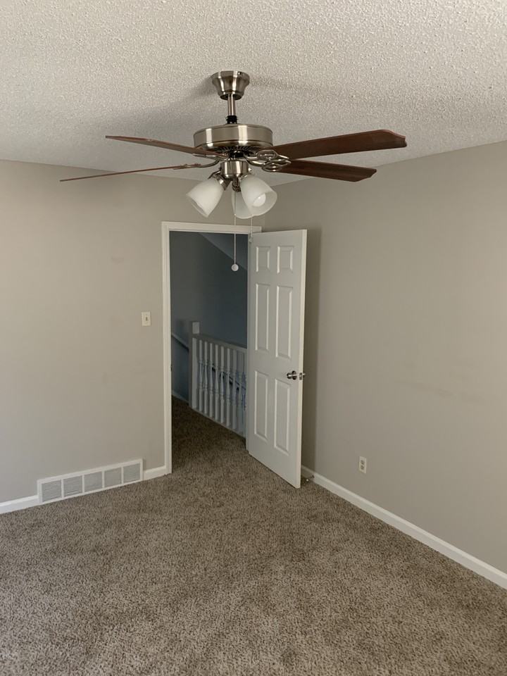 6095 Ainsworth St - Photo 2 of 3