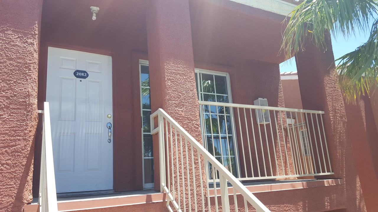 4730 E Craig Rd #2082 - Photo 2 of 15