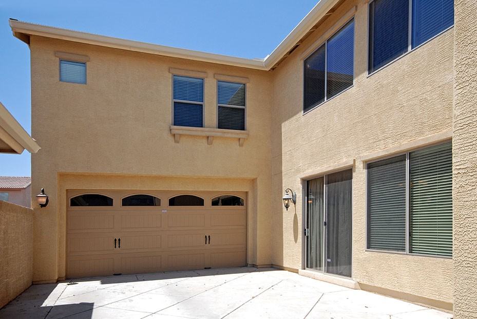 15170 N 145th Ln - Photo 3 of 30