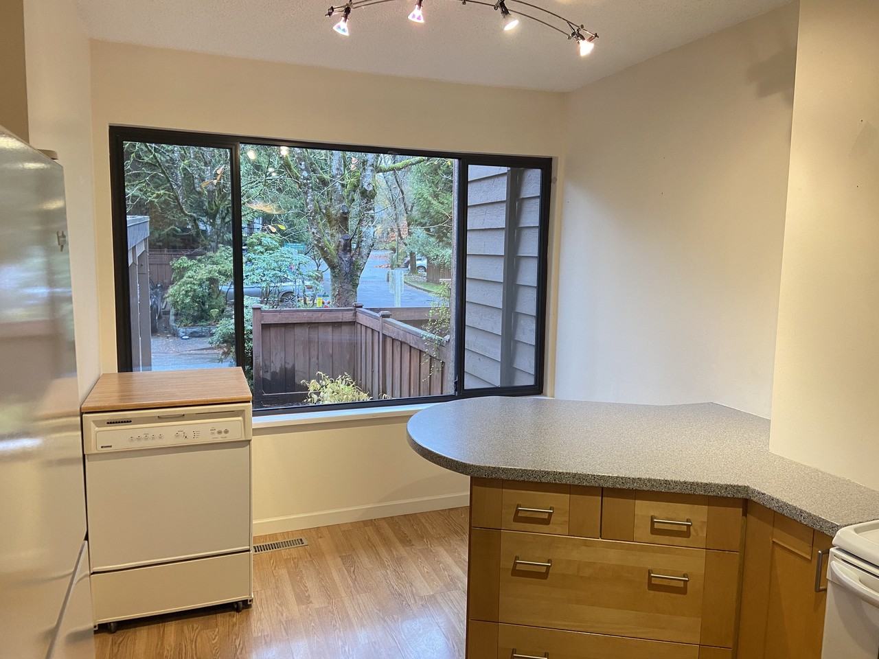 4794 Fernglen Dr #4794 - Photo 2 of 19