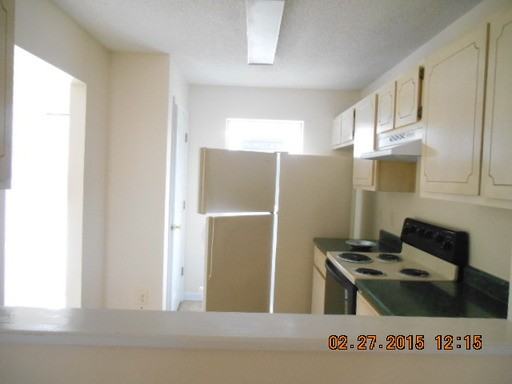 210 Magnolia Plantation Ct - Photo 3 of 12