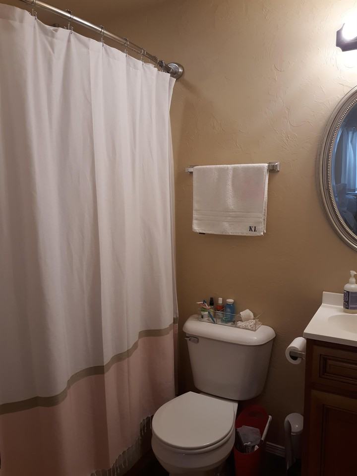 415 S Blakeley St Apt B #1 - Photo 5 of 6