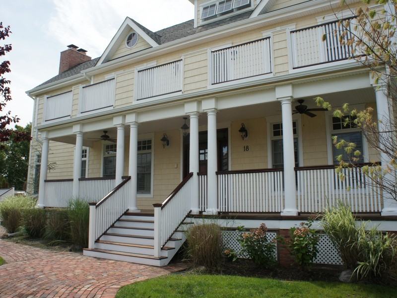 18 Riverdale Ave - Photo 2 of 15