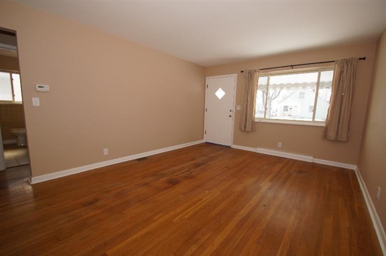 5004 Pensacola Blvd - Photo 2 of 8