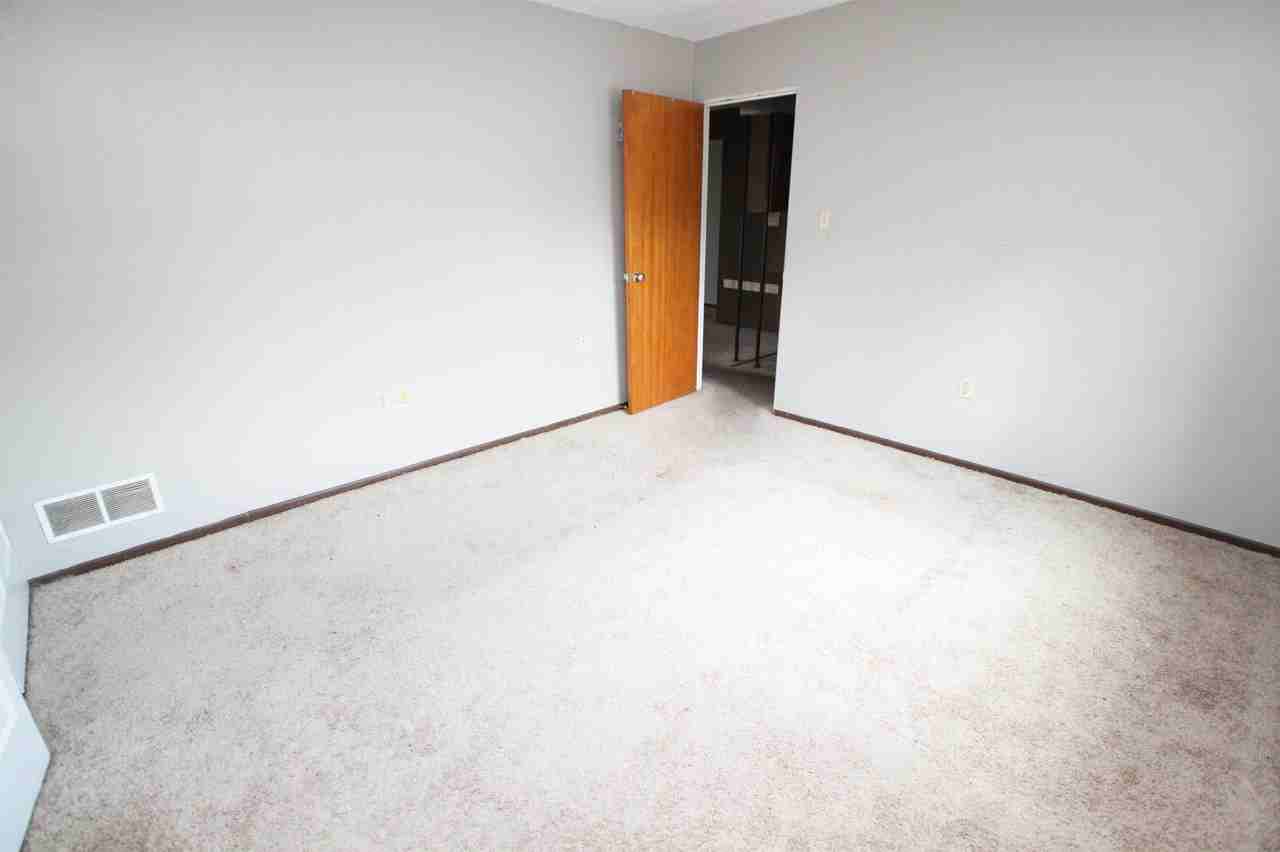 527  MONROE AVEAPT 202 #202 - Photo 5 of 7